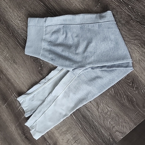 Gymshark Amplify Ombré High Waisted Seamless Leggings Light Gray Ivory White XS - Picture 11 of 12